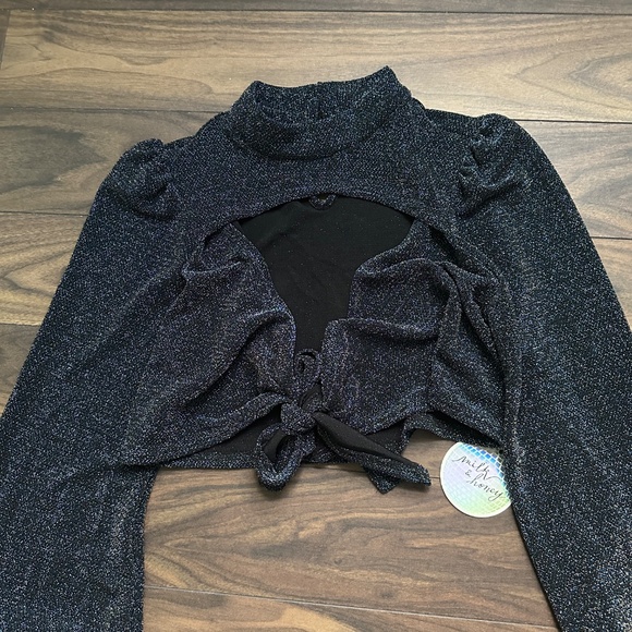 Sparkly Top/Blouse - Picture 2 of 6